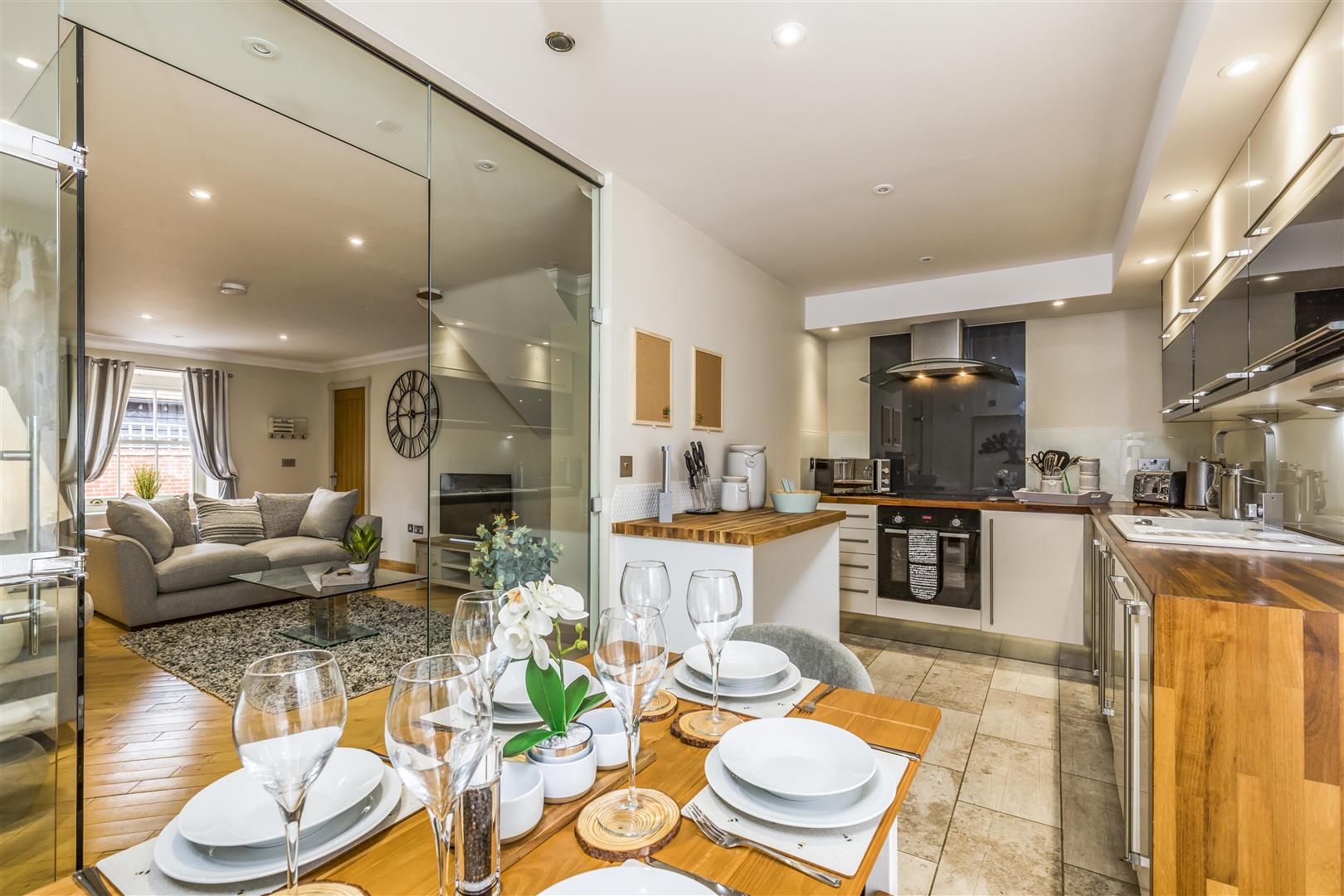 Main Road, Fishbourne Charles Peck